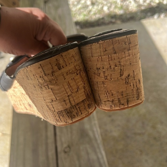 Fossil Black Cork Wedge Platform Sandals Size 9.5 Leather Buckle Slide Shoes - Picture 4 of 10